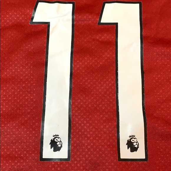 ✅SoldLiverpool LFC M Salah Soccer Jersey Set - Picture 9 of 11